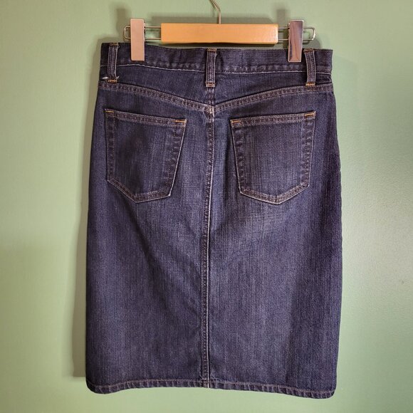 Gap denim skirt with front slit in size 1 - Picture 2 of 4